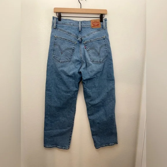 Levi’s Ribcage Straight Ankle Jean In Center Lane Light Wash Size W29 L27 - Picture 5 of 9